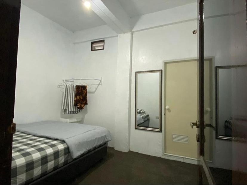 Penginapan Violet Doorz Syariah Banjarbaru Exterior photo