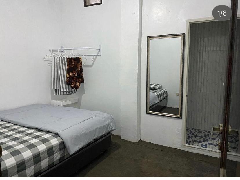 Penginapan Violet Doorz Syariah Banjarbaru Exterior photo