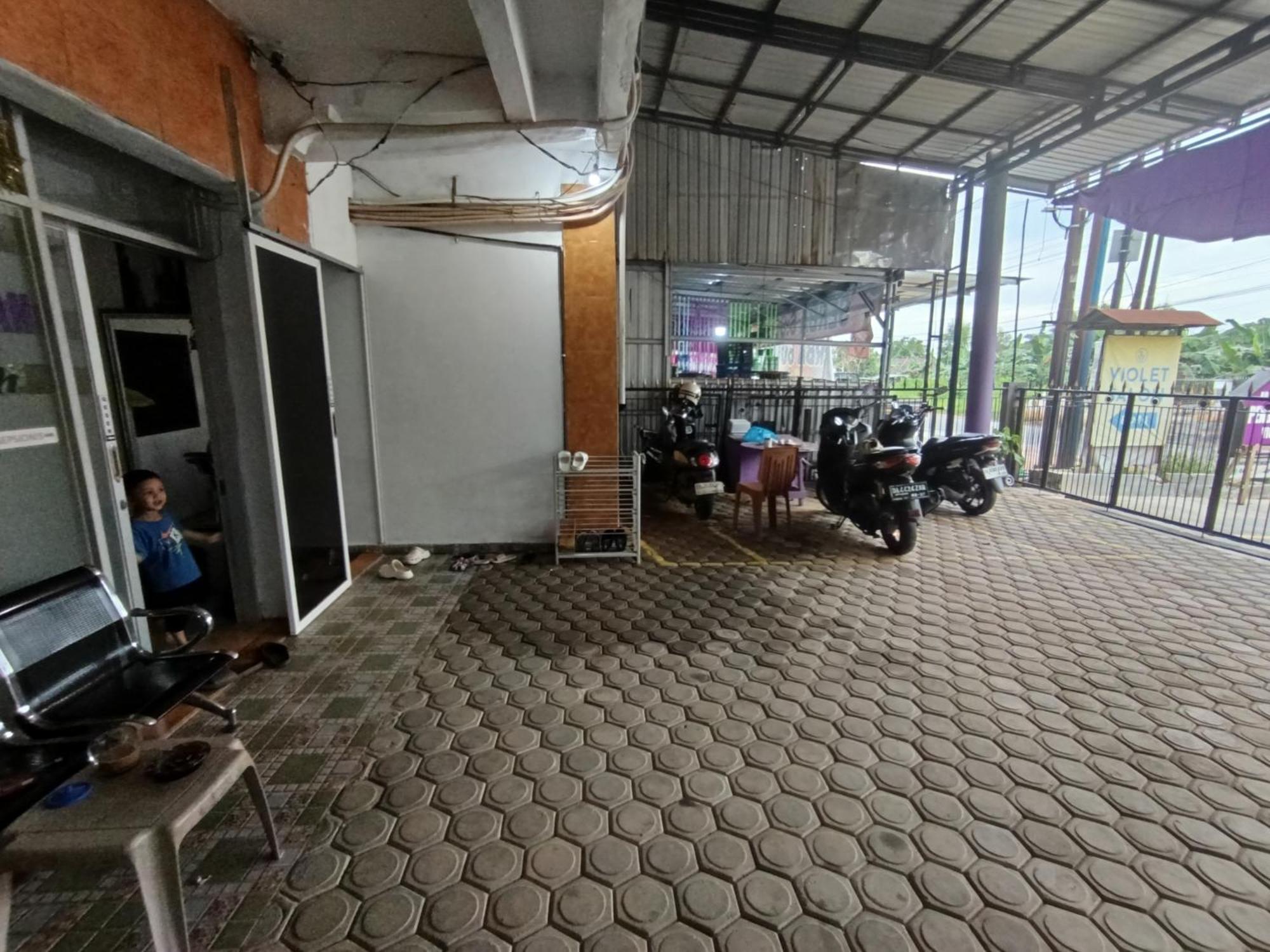 Penginapan Violet Doorz Syariah Banjarbaru Exterior photo