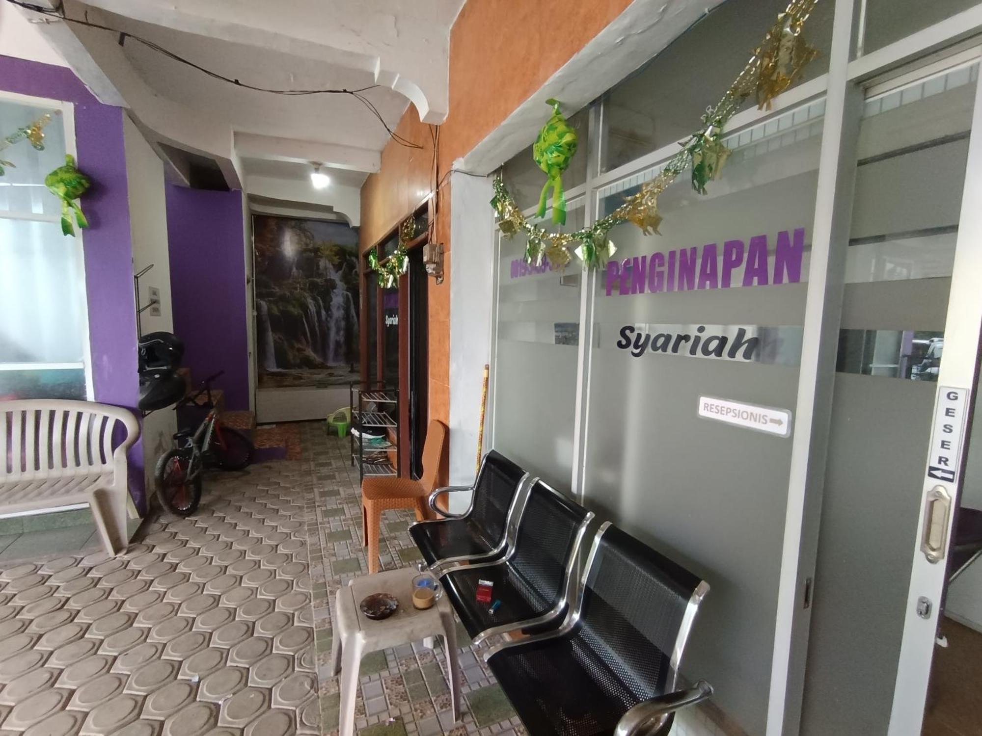 Penginapan Violet Doorz Syariah Banjarbaru Exterior photo